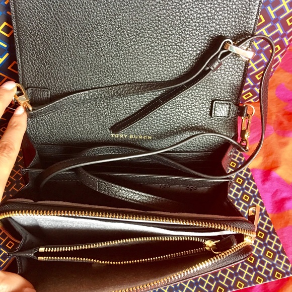 Tory Burch Bombee Crossbody - Picture 4 of 7